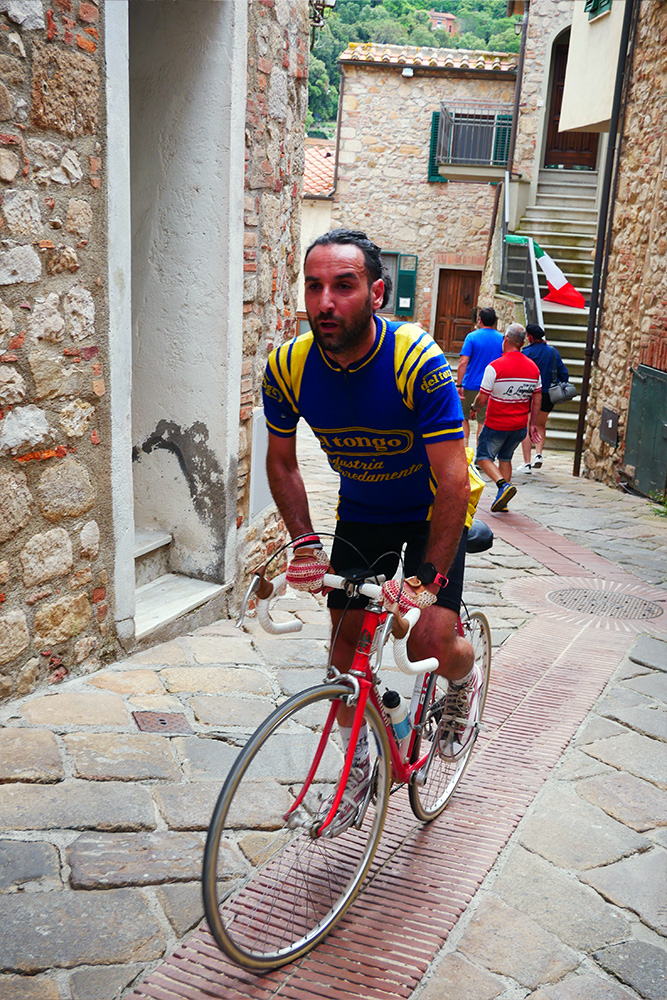 Gavorrano ciclista della ciclostorica la leopoldina edizione 2024